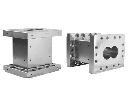 380 Screw Feed Barrel Extruder Screw Element Wear Resistance Untuk Industri Petrokimia